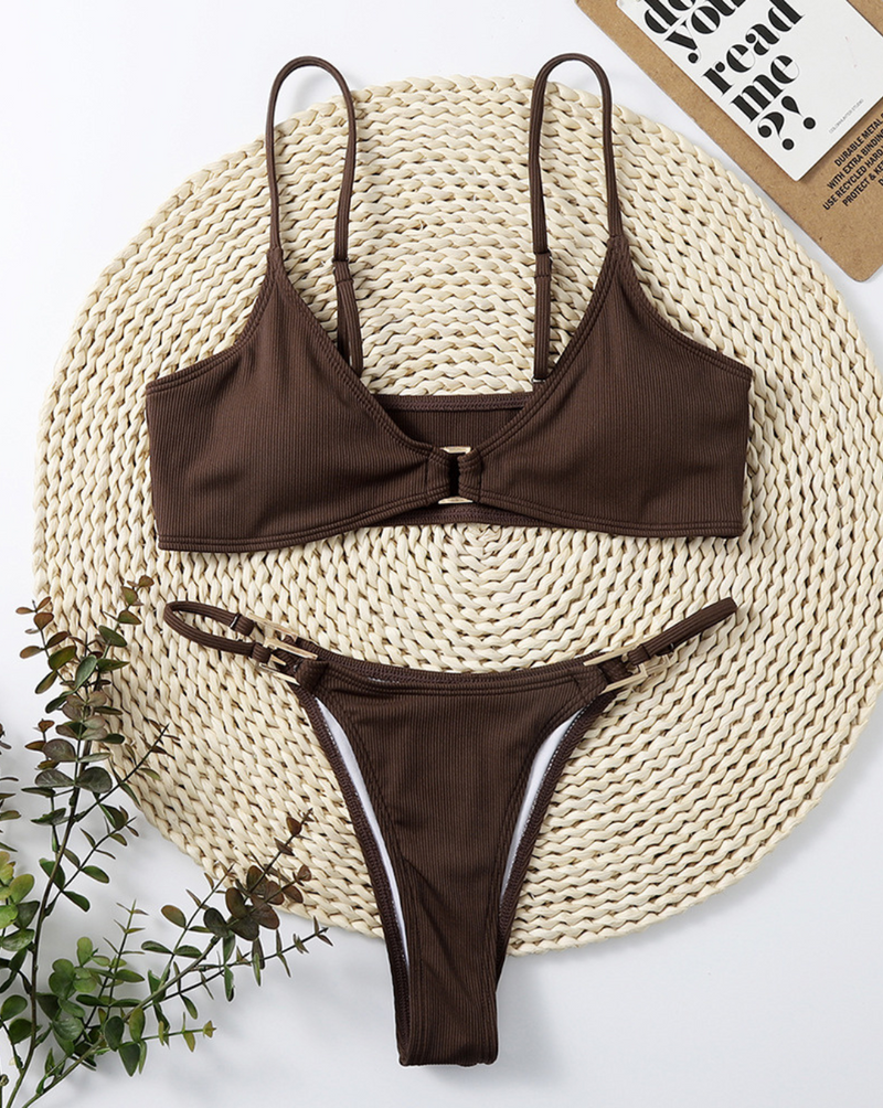 Zahara – Buckled Ribbed Thong Bikini in Cocoa Bronze | Oceanna